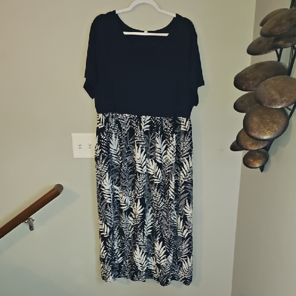 Showmall Womens Plus Sz Maxi Dress. Navy Blue And White, 3X, Has Pockets!